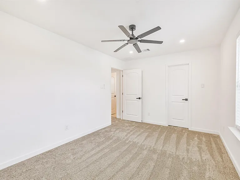 15203 Lake Powell Dr — Photo 26