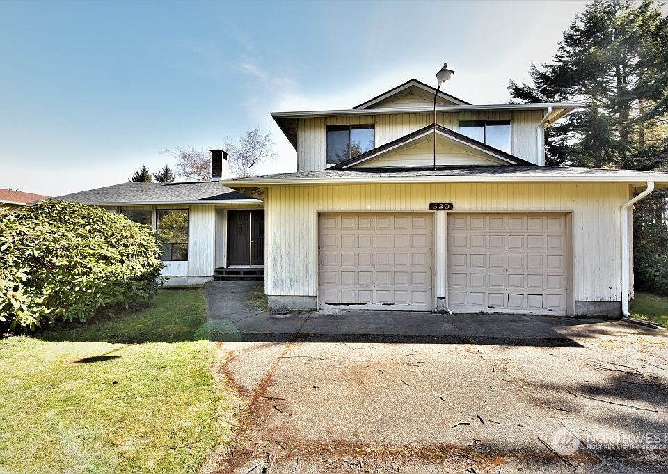 1st image of 520 Duck Lake Dr SE