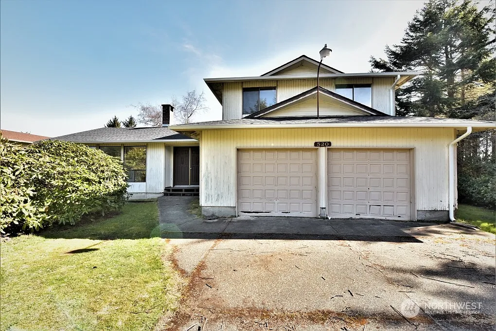 520 Duck Lake Drive SE photo 1