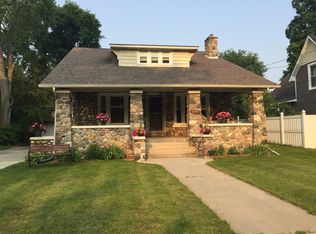 804 N Leroy St, Fenton, MI 48430