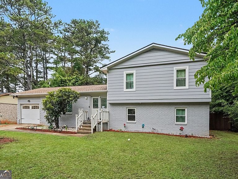 Listing photo 4