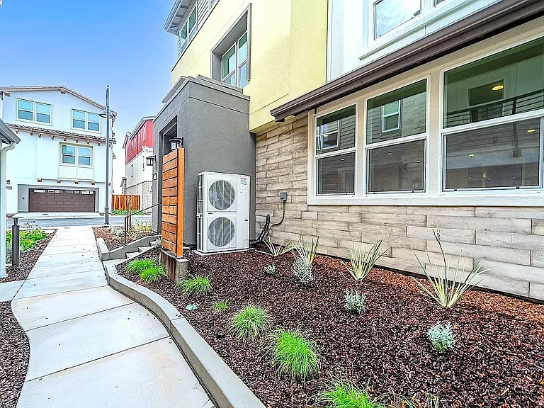 1107 Lorenzini Loop — Photo 35