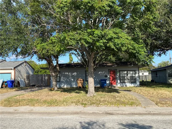 737 Westchester Dr, Corpus Christi, TX 78408