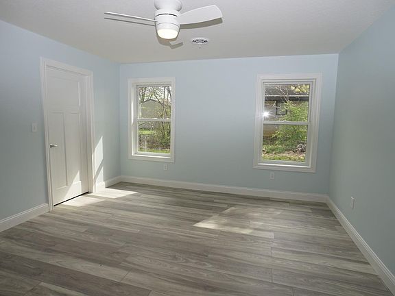 5th image of 212 W Beechmont Ave Lot 32
