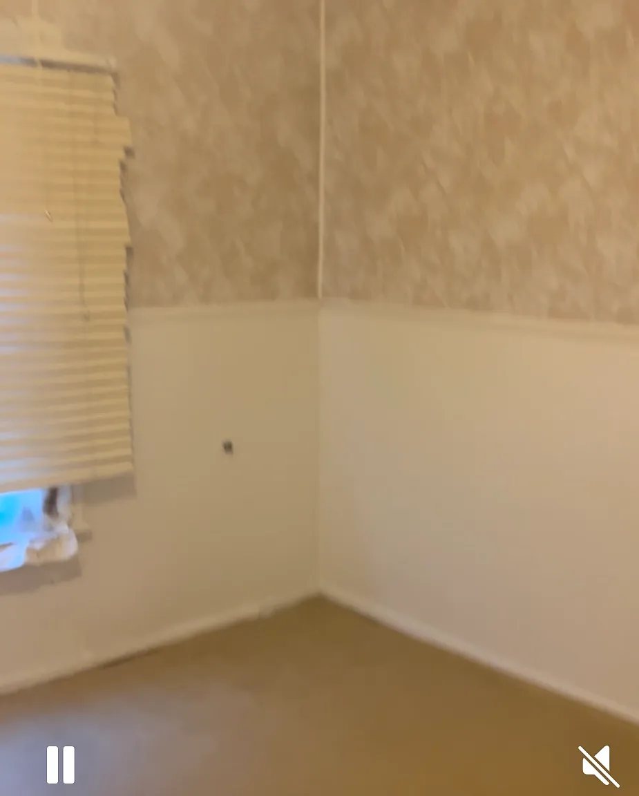 2720 S Elm St — Photo 1
