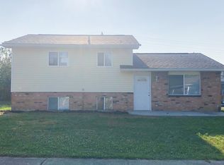 3490 Leach Dr, Columbus, OH 43207