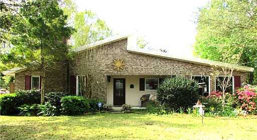 1st image of 2906 Pecan Dr