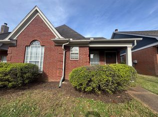 615 Ashley Glen Cir E, Cordova, TN 38018