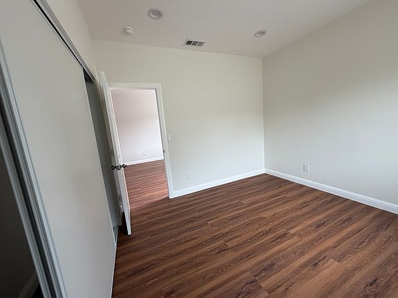 3rd image of 2991 N Bayberry Ct
