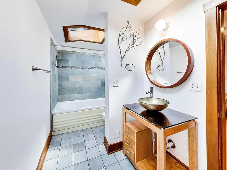 1811 Greenwood St #1 — Photo 21