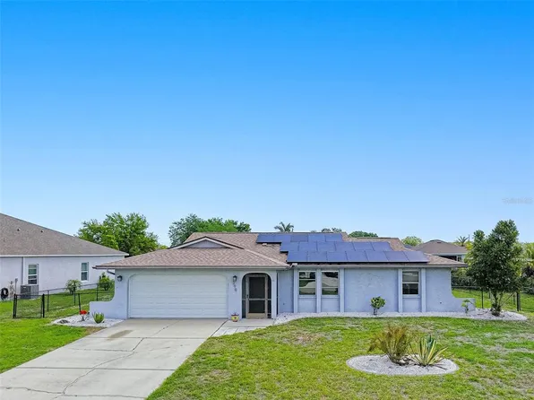 390 Tres Lagoas St, Punta Gorda, FL 33983
