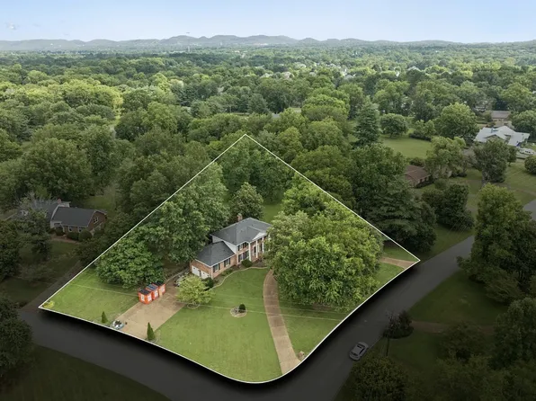 1415 Devens Dr, Brentwood, TN 37027