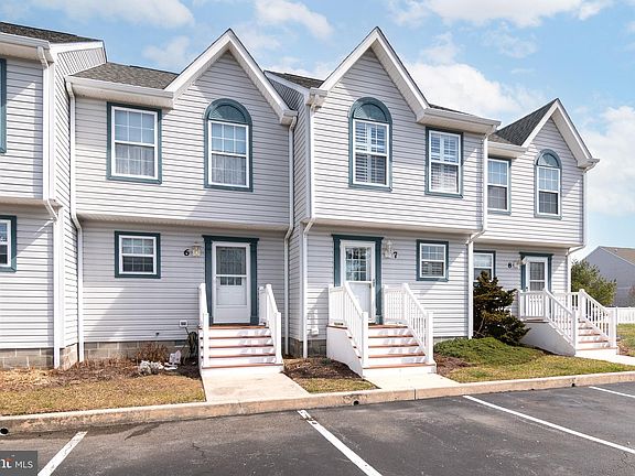 2nd image of 33675 Briar Ct S #Aa7