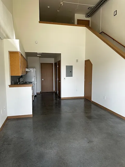 1 bed, 775 sqft, $1,350 — Photo 1