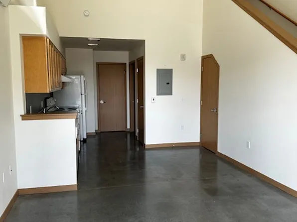 1216 Martin Luther King Jr Way, Tacoma, WA