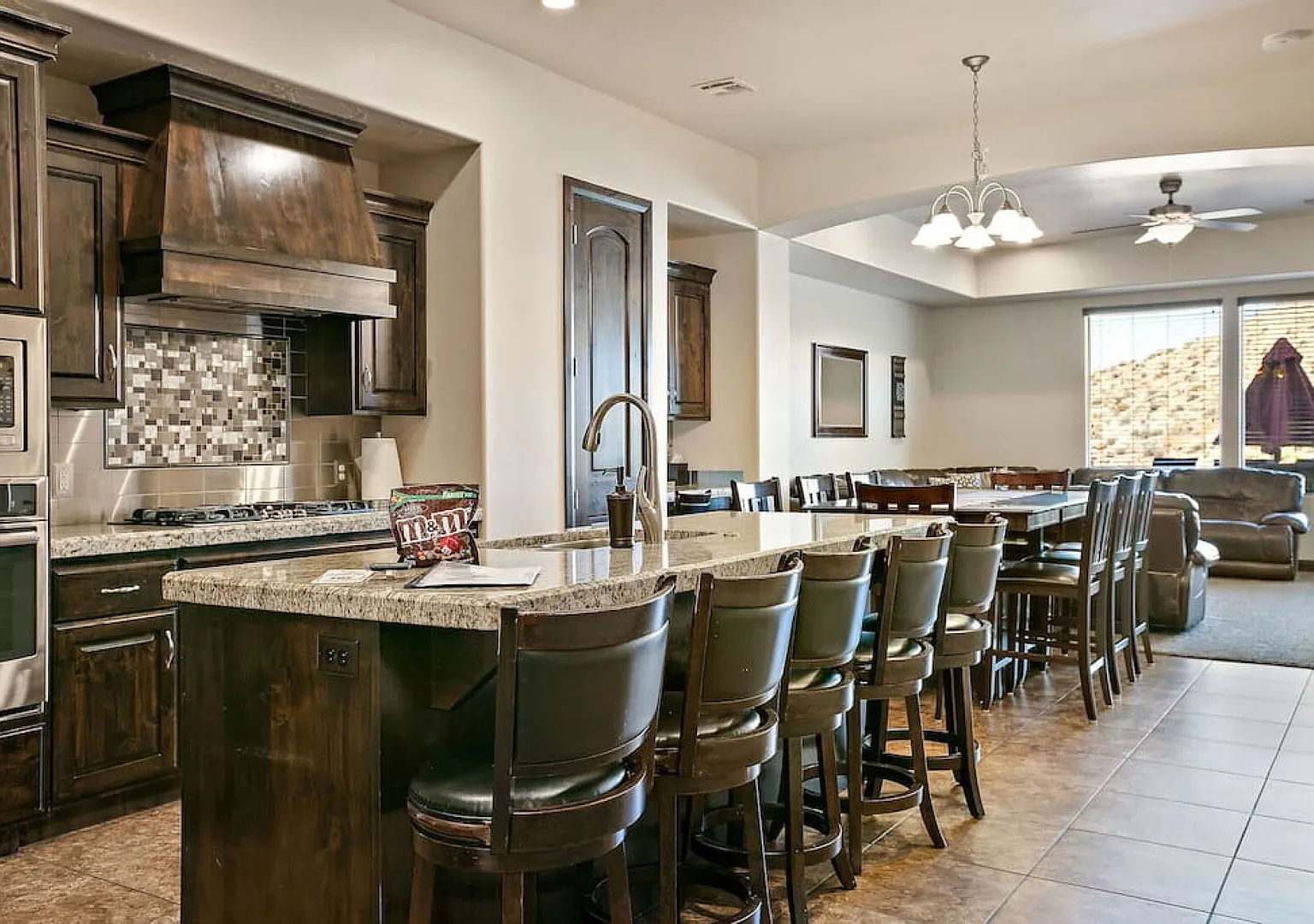 Golf Views, Private Spa, & Renowned Community Amenities — Photo 3
