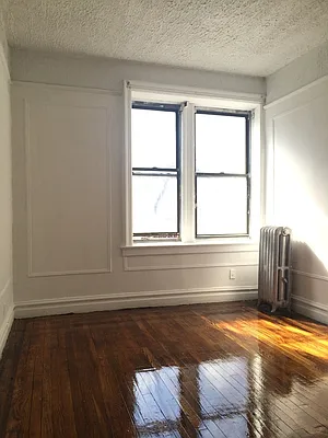 Rented by Smart NY Realty LLC | media 2