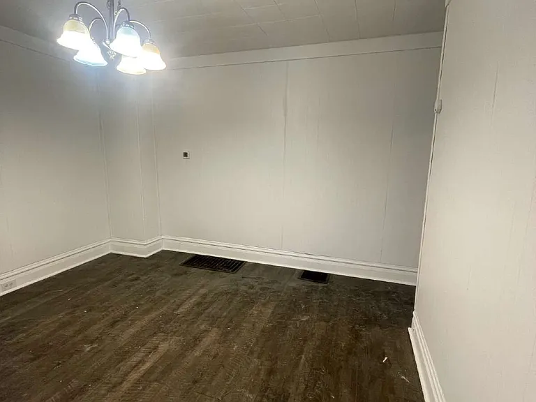 126-136 S Spring Ave #128 — Photo 12