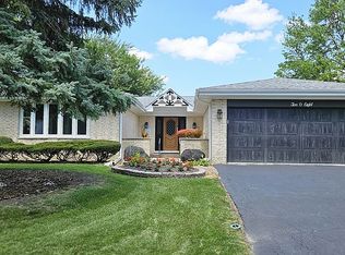 1008 W Lonnquist Blvd, Mount Prospect, IL 60056
