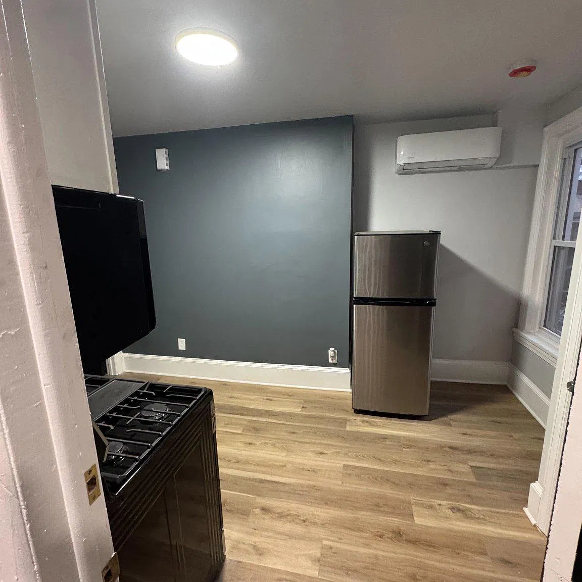 1 bed, 1.0 bath, 2155 sqft, $1,500 — Photo 1