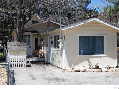 396 Holmes Ln, Sugarloaf, CA, 92386