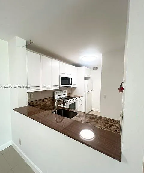 10733 Cleary Blvd #112 — Photo 1
