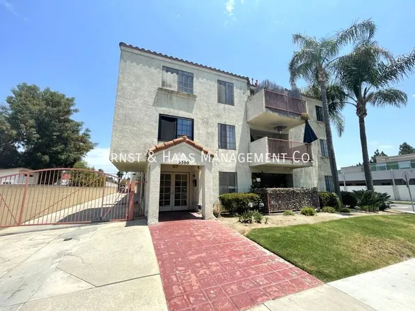 3500 Linden Ave APT 302, Long Beach, CA 90807