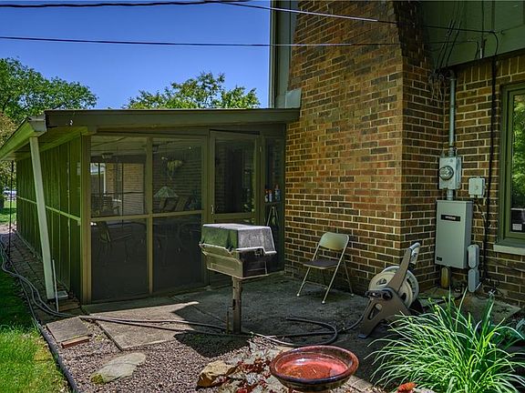 5th image of 10818 Wonderland Dr