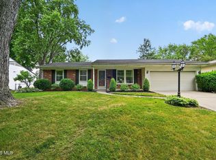2420 Country Squire Ln, Toledo, OH 43615