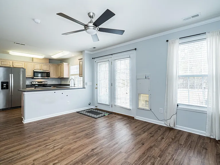 4 Richardson Cir — Photo 13