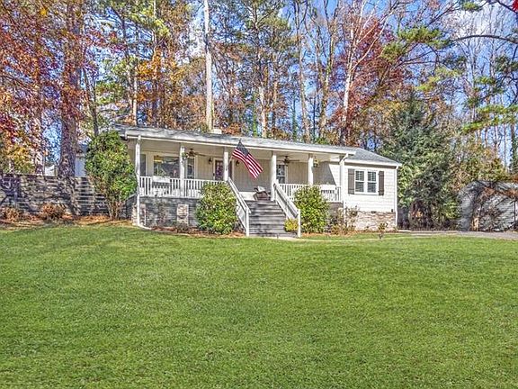 2nd image of 1878 Hickory Rd