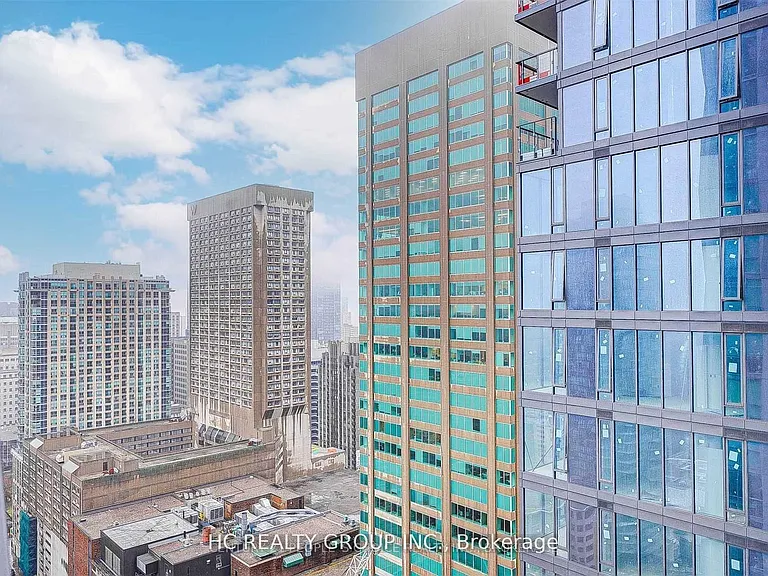 1 Yorkville Ave #2701 — Photo 3