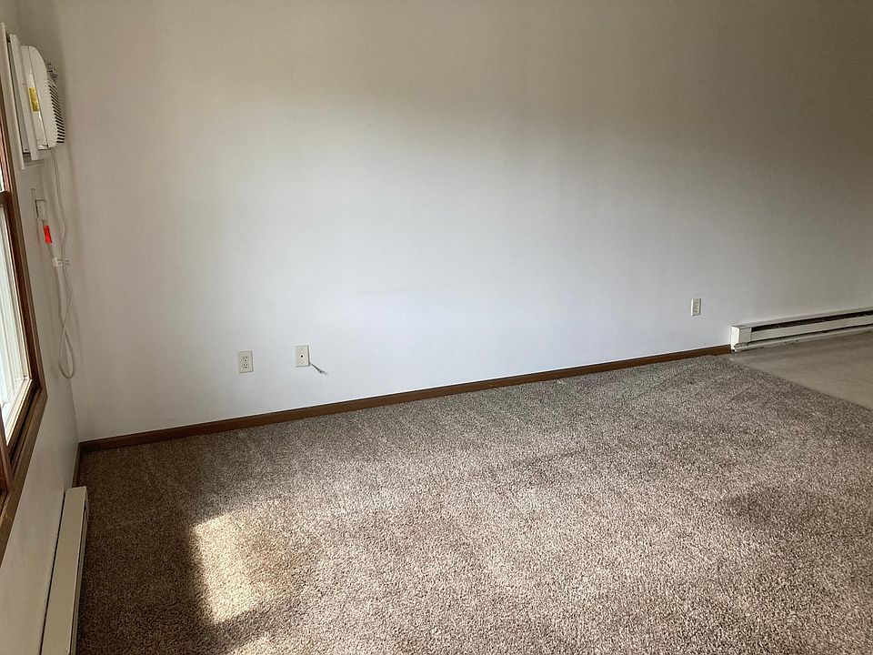 1st image of 809 Covey Ln