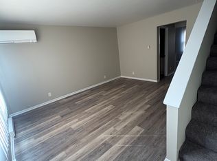 2433 25th St, Rockford, IL 61108