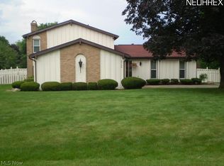 5746 Wiclif St NE, Canton, OH 44721