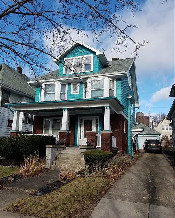 1st image of 24 Hedley Pl
