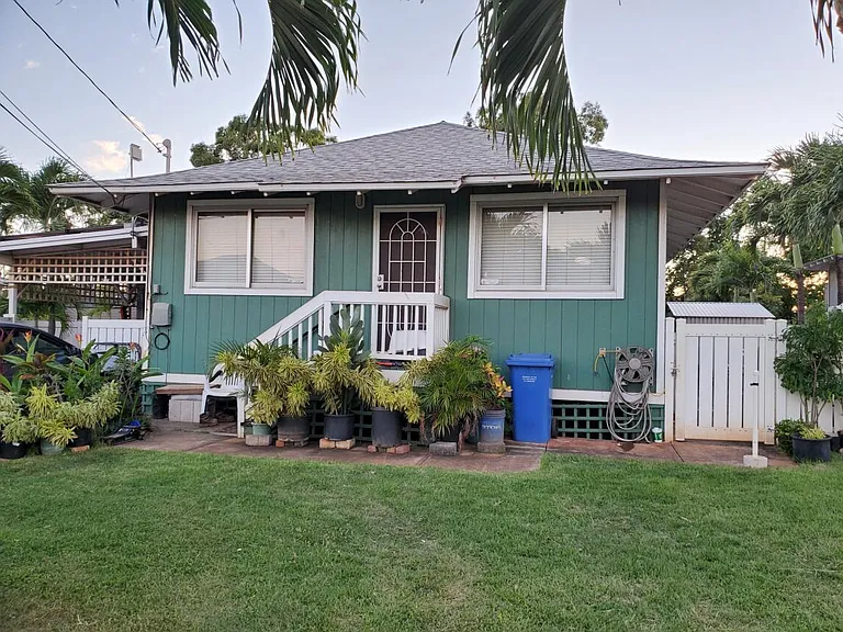 Front of property. The available unit is located in the back.