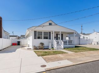 202 E Saint Paul Ave, Wildwood Crest, NJ 08260