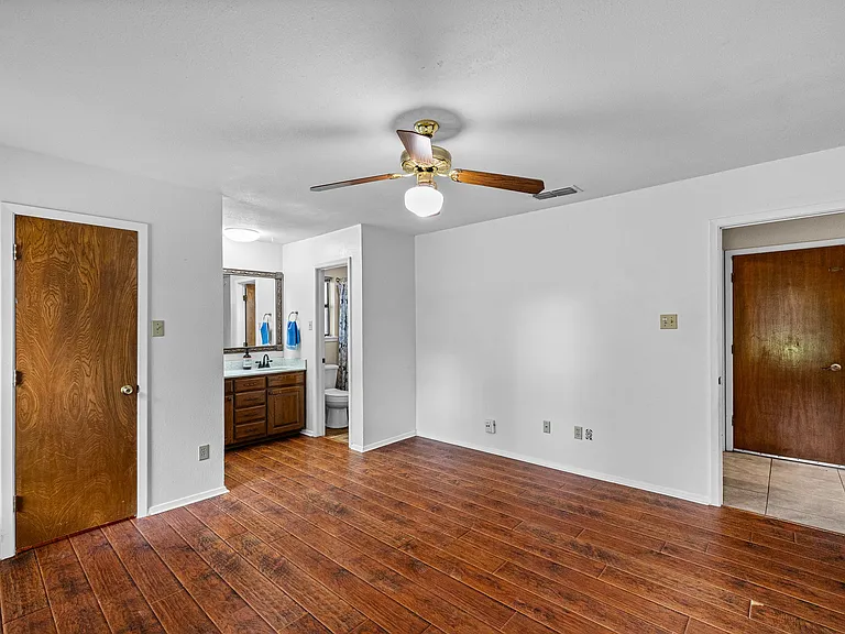 1017 Meadowlark Ln — Photo 15