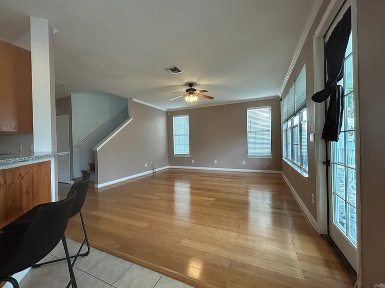 2549 Twain Dr — Photo 21