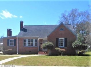 429 N Bridge St, Eden, NC 27288