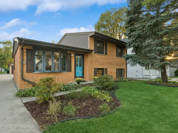 598 W Armitage Ave, Elmhurst, IL 60126