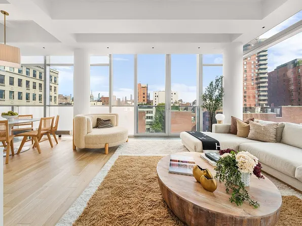 166 Perry St #6B, New York, NY 10014