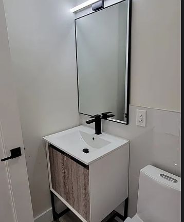 5th image of 283 Webster Ave #2L