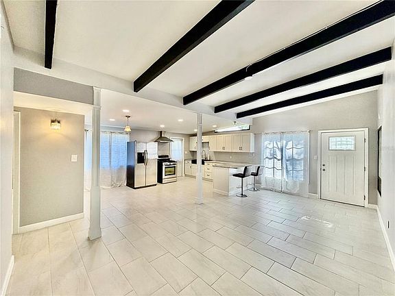 5th image of 1312 WINDSOR WAY