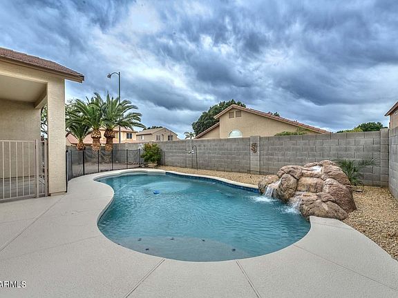 2nd image of 7907 W DEANNA Drive