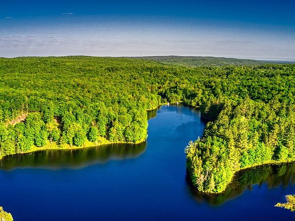 2nd image of 20 Twin Ponds Preserve