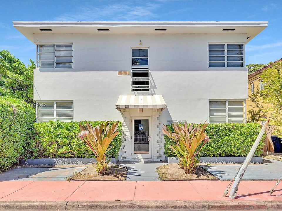 1st image of 7504 Byron Ave #5