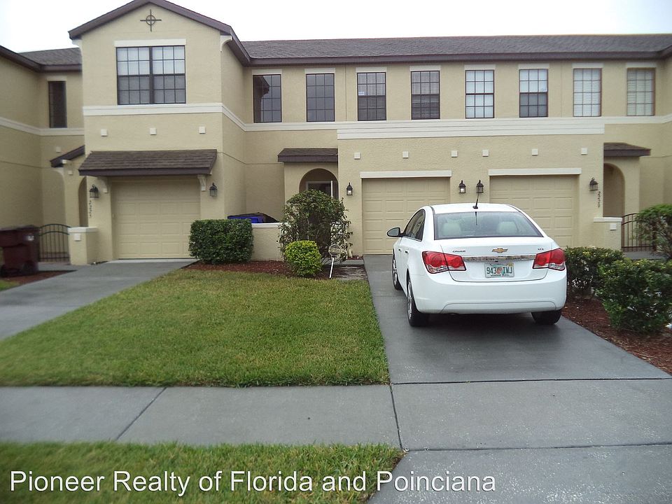 1st image of 2227 7 Oaks Dr
