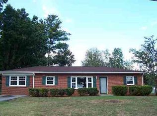 1439 Bushville Dr, Lenoir, NC 28645